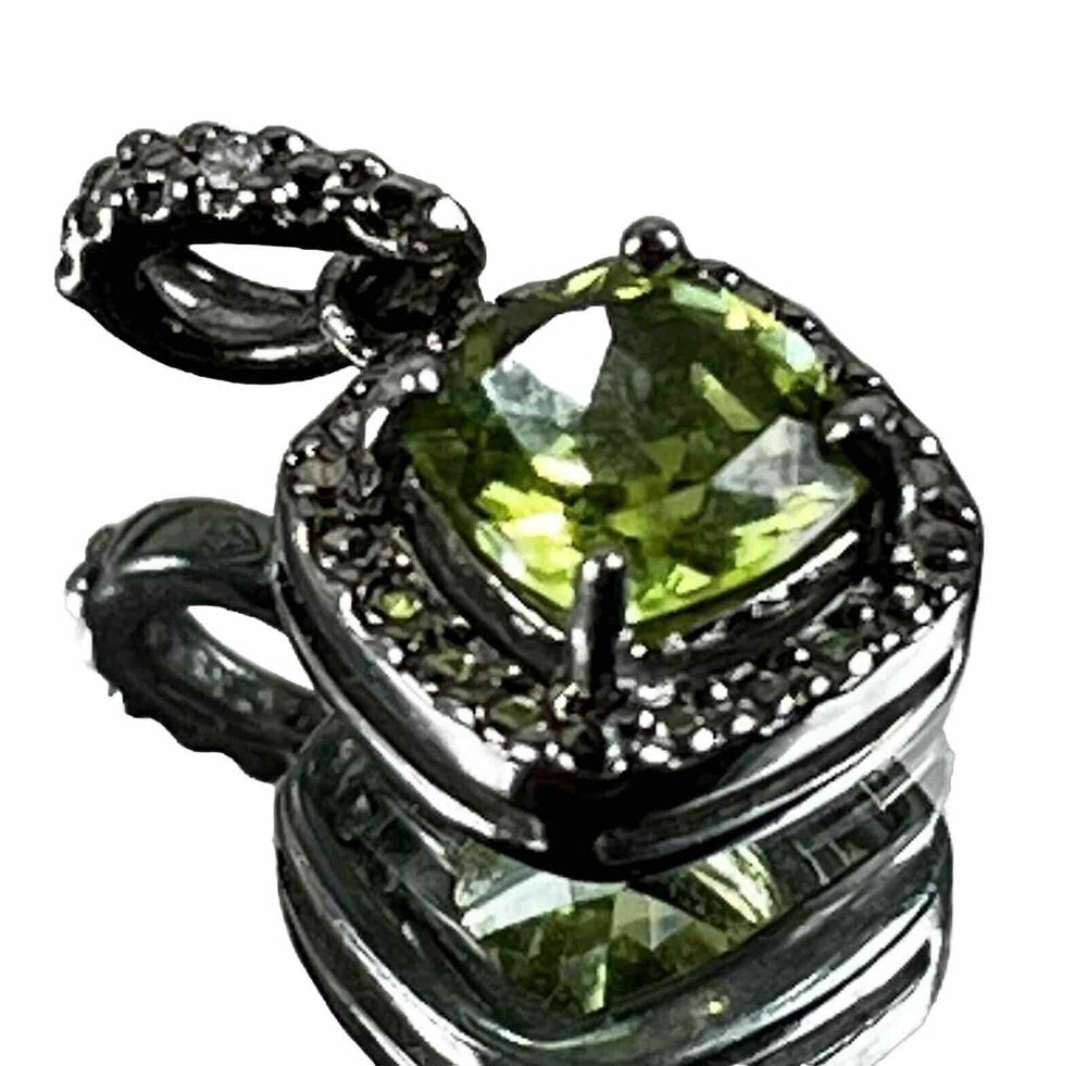 Vintage Sterling Silver 7 mm Natural Peridot & Diamond Accents Pendant Necklace